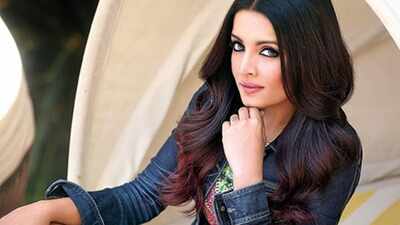 Celina Jaitly announces comeback film ‘Sister Nibedita’ amid bitter legal and custody battle with estranged husband Peter Haag: ‘I have no other option’ |
