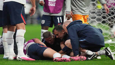 FIFA World Cup: Freak celebration injury! England’s Jordan Henderson rushed to hospital after Mexico thriller – Watch | Football News
