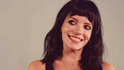 Lily Allen defends her one-hour show amid criticism: ‘It’s my artistic choice not to talk to the audience’ |