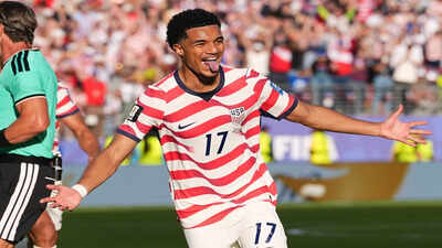 Watch: Malik Tillman’s stunning free-kick after Folarin Balogun’s red card sends USA into FIFA World Cup Round of 16 | Football News