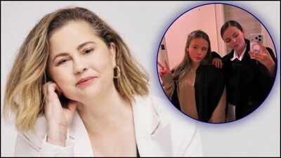 Selena Gomez: ‘Calm down’: Selena Gomez’s mother, Mandy Teefey, responds to scrutiny over her ‘throw me in the trash’ joke about children |