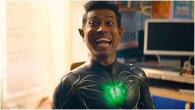 ‘Pluto’ trailer out: Altaf Salim transforms into an alien as Neeraj Madhav leads sci-fi comedy – WATCH | Malayalam Movie News