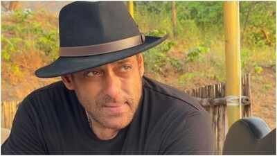 Alliance: Salman Khan’s surprise visit to support his brother Sohail Khan at ‘Alliance’ during the finale week wins hearts | Hindi Movie News