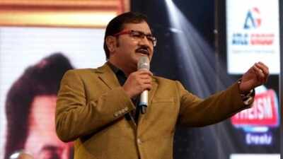 Hema Malini: Sudesh Bhosale REVEALS he painted Hema Malini’s film posters as a teenager before sharing the stage with her | Hindi Movie News