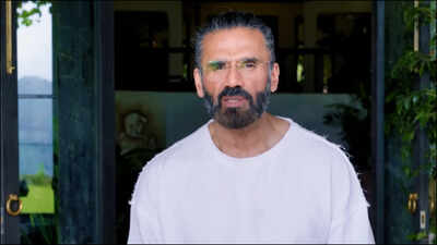 Suniel Shetty: Quote of the day from Suniel Shetty: ‘Only if you create the magic at home can you create that magic outside…’, when the ‘Hera Pheri’ actor taught us that the place you live in is more than brick and mortar; it can be the reason behind your success | Hindi Movie News
