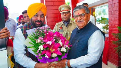 Punjab CM Bhagwant Mann meets Governor; seeks 10-day parole for Jagtar Singh Hawara on “humanitarian grounds”