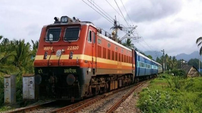 Railway Board panels suggest premature retirement of 5 officers | India News