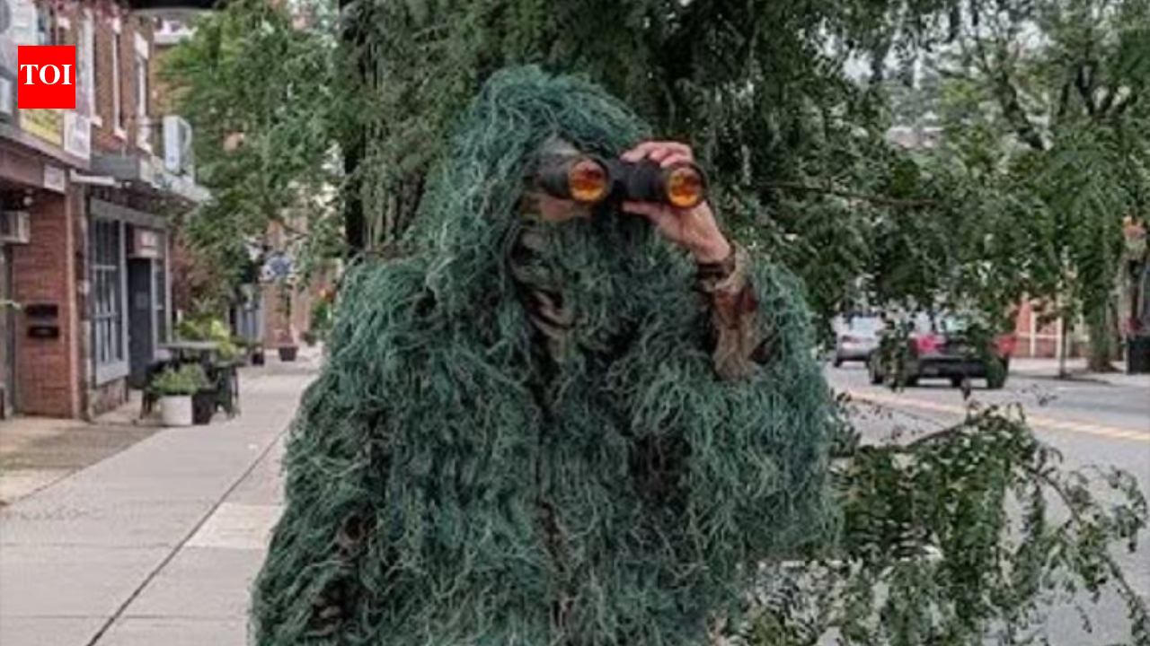 New Jersey police officer disguised as a roadside tree helped catch 74 distracted drivers in just six hours