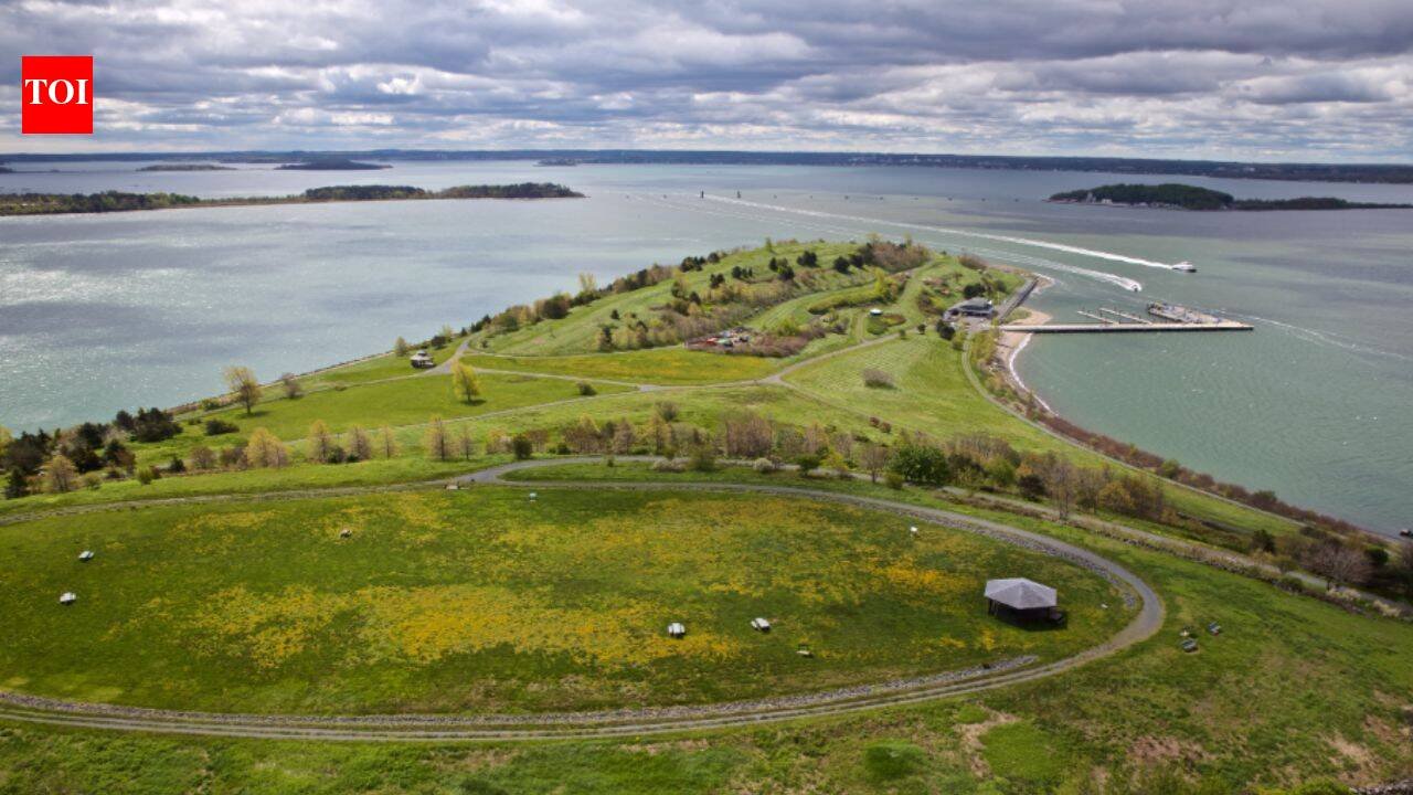 Boston: In the 1990s, Boston sent nearly a quarter of the Big Dig’s 16 million cubic yards of soil to a burning former dump island and helped turn it into a park