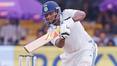 ‘Performance was not the reason’: Kaif questions Sarfaraz’s exile, backs him over Jurel for Sri Lanka Tests | Cricket News