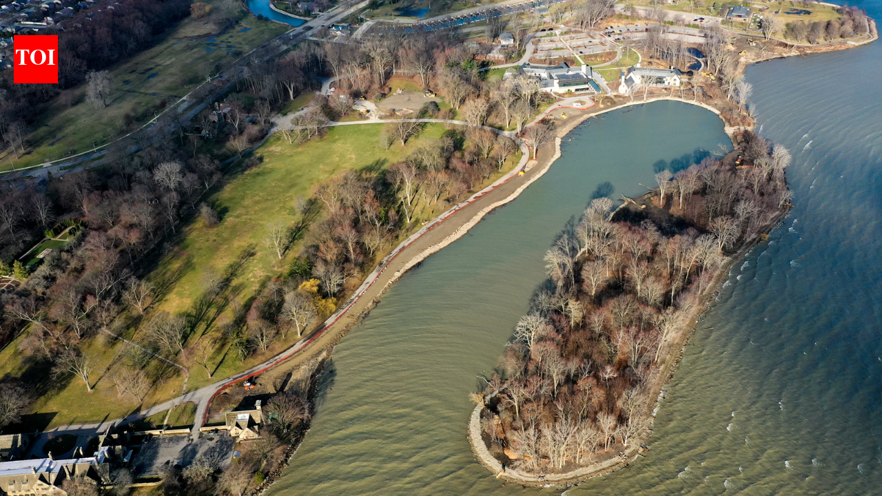 Michigan’s historic Ford House is replacing concrete shoreline with natural habitat; the $7 million project will restore 1 mile of shore and 17.5 acres of aquatic and wetland habitat