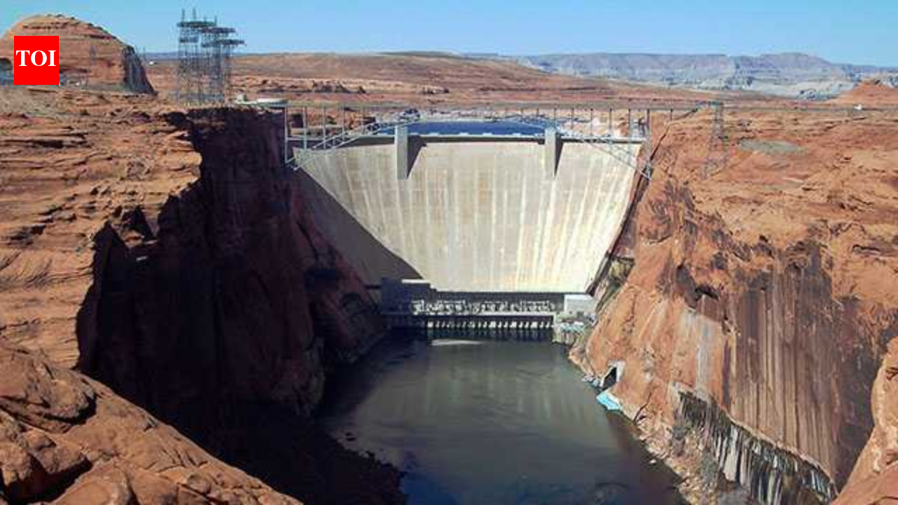 In the 1960s, the US began displacing around 600 families for a 40-mile reservoir; in 1975 the dam was shelved and their land became a 70,000-acre national park