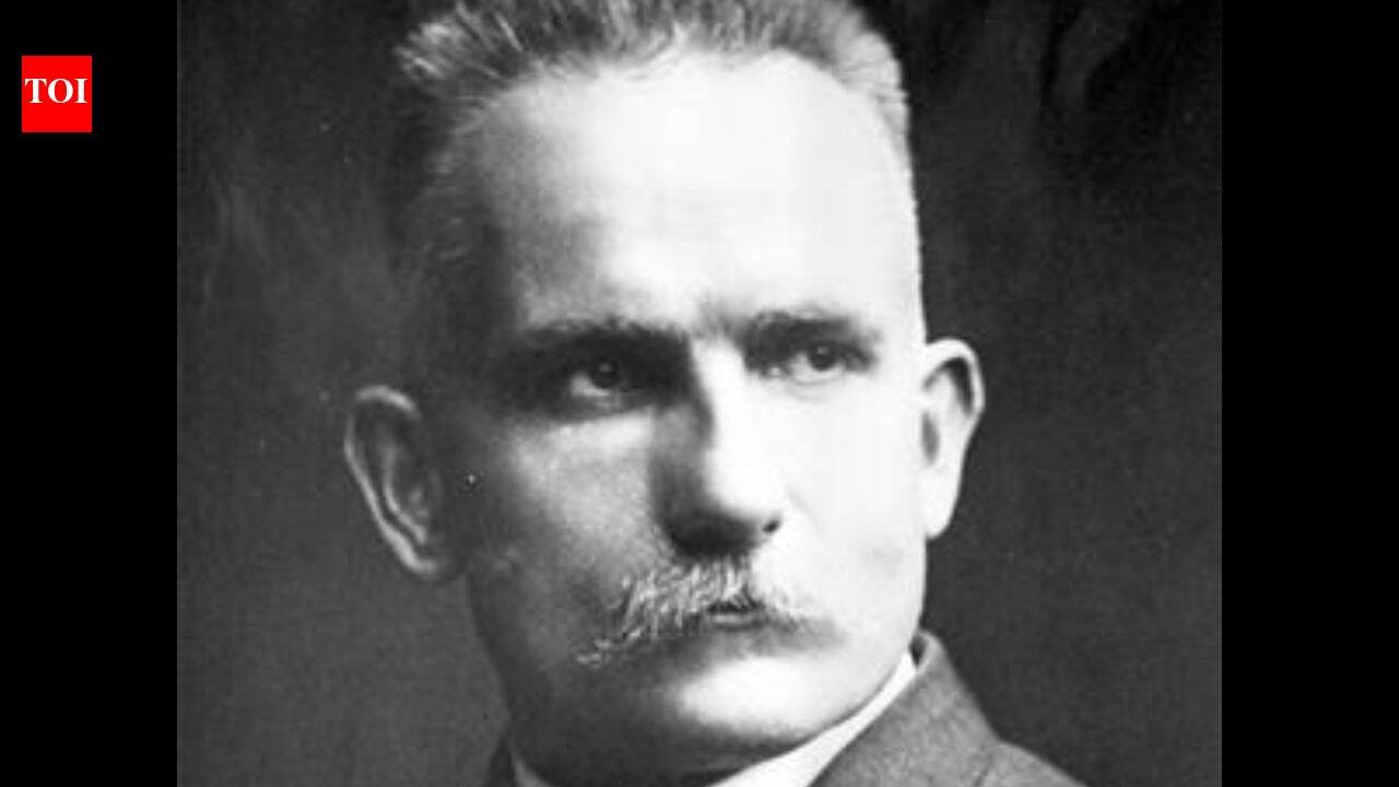 In 1905, doctors told a Seattle shipbuilder he had only months to live; he sold his business for $3.5 million, moved to an island, gave nearly 2,700 acres away and lived another 38 years