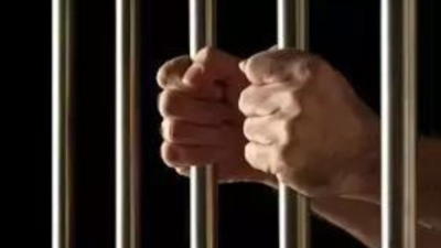 2 Pocso undertrials escape from Srinagar Central Jail | India News