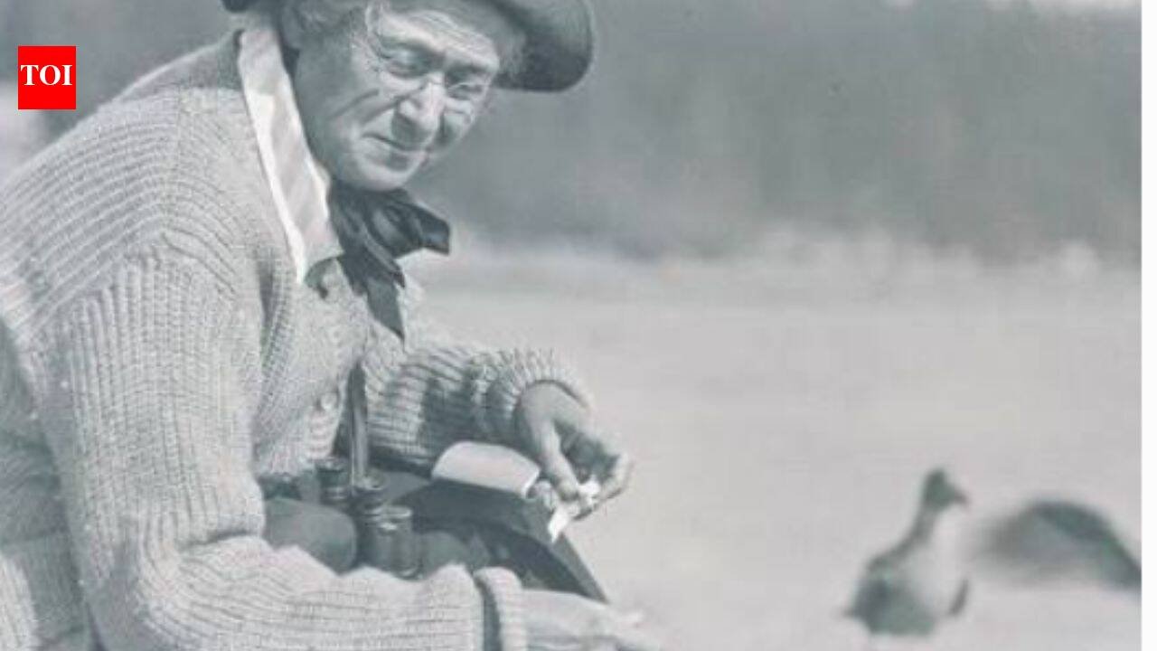 A Rhode Island woman bought her family’s coastal farm in 1908, spent decades painting and birdwatching there, then left the land to become a sanctuary that now protects 300 acres