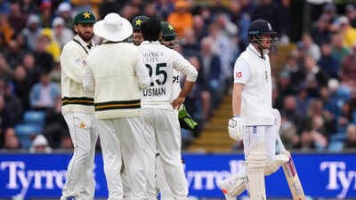 ‘Give supporters reasons to stay’: Ramiz Raja warns Pakistan cricket amid poor results in Tests | Cricket News