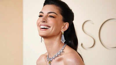 Pregnant Anne Hathaway reveals plans to keep baby’s gender hidden: ‘We know, but we’re not saying’ |
