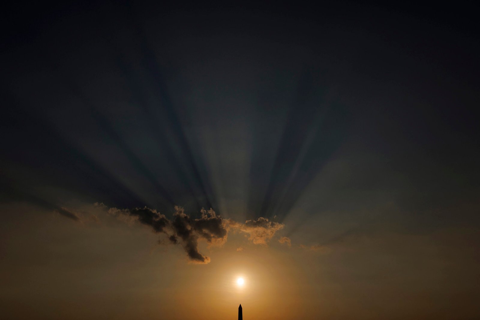 How a conspiracy-fueled campaign could turn Republicans against weather modification