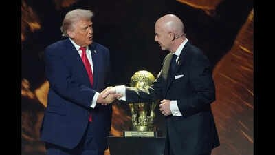 ‘A terrible mistake’: Trump warns FIFA against replacing Infantino amid growing revolt | Football News