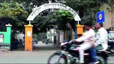 Fake govt offices set up, funds siphoned off in Gujarat | India News
