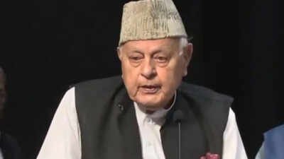 Farooq doubts terror threat to Kashmiri Pandits, seeks probe