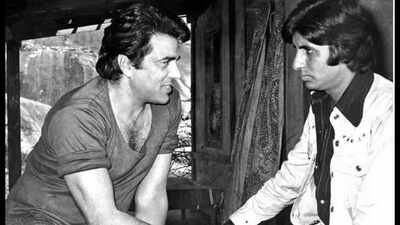 Friendship Day: When Amitabh Bachchan remembered Dharmendra with emotional words: ‘A vacuum that shall ever remain vacuus’ | Hindi Movie News
