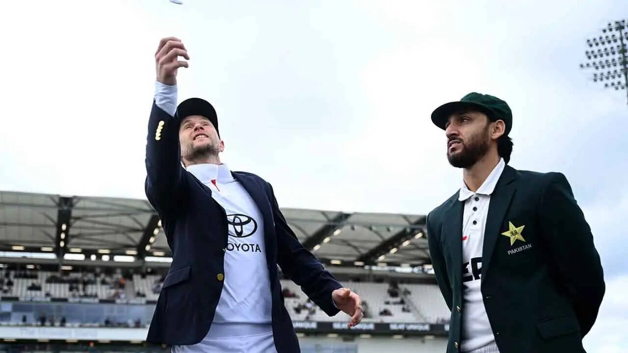 England 375/8 in 85.1 Overs