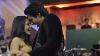 Ahaan Panday: ‘Musafir Cafe’ actress Vedika Pinto and Ahaan Panday’s old dance video from a wedding goes viral; fans can’t stop gushing over it | Hindi Movie News
