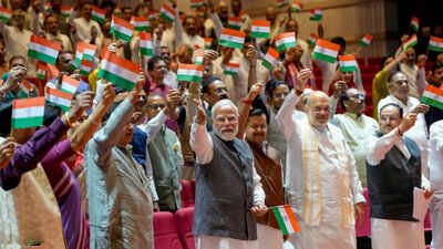 Celebrate ‘Har Ghar Tiranga’ drive, PM Modi calls on every household | India News