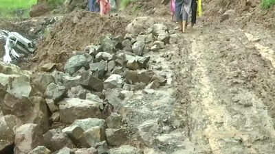 Sick teen dies as ambulance gets stuck in mud for hours in J&K’s Rajouri | India News