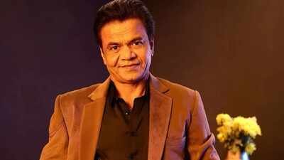 Rajpal Yadav slams people defaming him for the Rs 9 crore cheque bounce case: ‘I get 500 selfies clicked at every airport, how can they bet on the artist’s entire bio-data?’ |