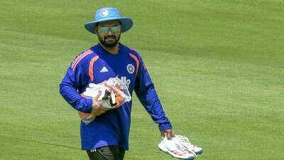 ‘Sab talvaar chalayenge’: Rishabh Pant’s hilarious Ravindra Jadeja banter with Sarfaraz Khan caught on stump mic – WATCH | Cricket News