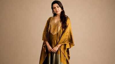 Samantha Ruth Prabhu nails maternity fashion in colour-blocked silk kaftan that comes with Rs 54,800 price tag | Hindi Movie News