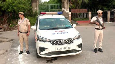 Delhi Police bust Pakistan-backed espionage network, couple arrested on spying charges | India News