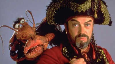 Tim Curry Death News: Tim Curry passes away at 80: Former co-stars Carol Burnett, Michael McKean, Luke Evans and other Hollywood celebs pay touching tribute |