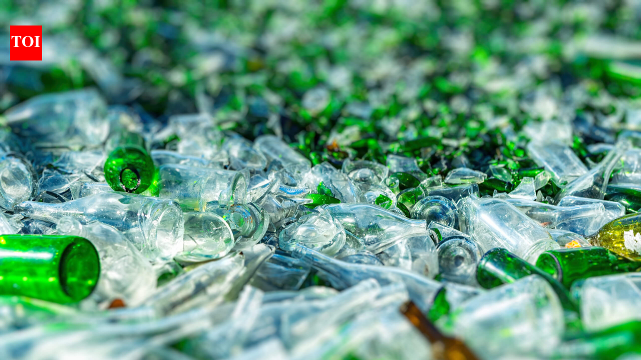 In 2024, Arizona used foam made from 100% recycled glass at 19 sites while widening 23 miles of I-17; the lightweight fill helped culverts built for two lanes support added lanes
