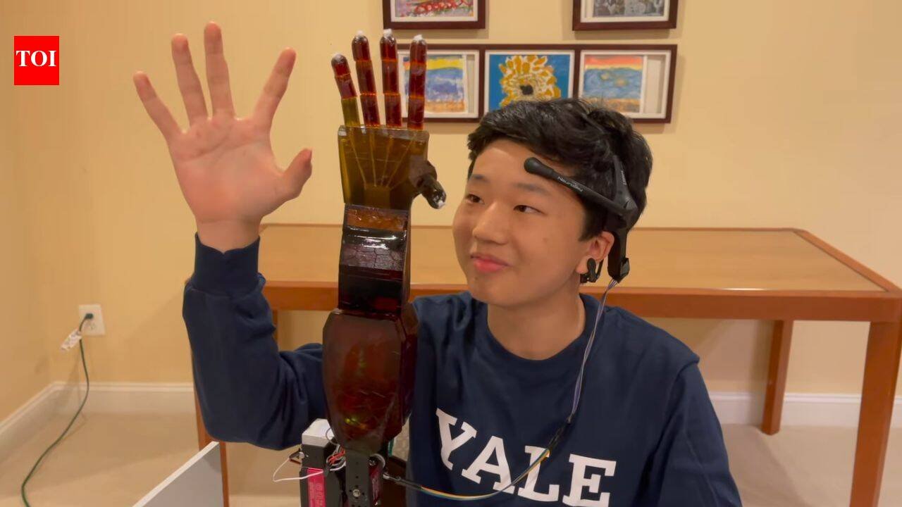 Meet Benjamin Choi, a 17-year-old who built a $300 mind-controlled prosthetic arm that reads brainwaves through non-invasive electrodes