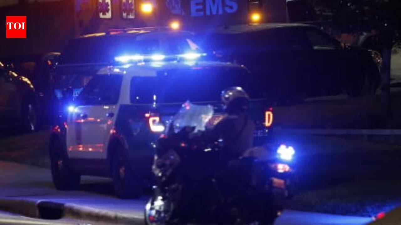 US shooting: 4 people shot inside North Carolina home as cops rush to scene