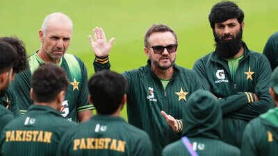 ‘I’d be open to it’: Mike Hesson eyes Pakistan Test role as Shaheen Afridi makes red-ball return | Cricket News