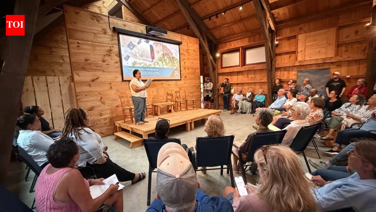 In the 1940s, a Wampanoag couple opened a restaurant overlooking Martha’s Vineyard’s Gay Head Cliffs; their descendants are now raising $8 million to buy back and restore the 3.5-acre property