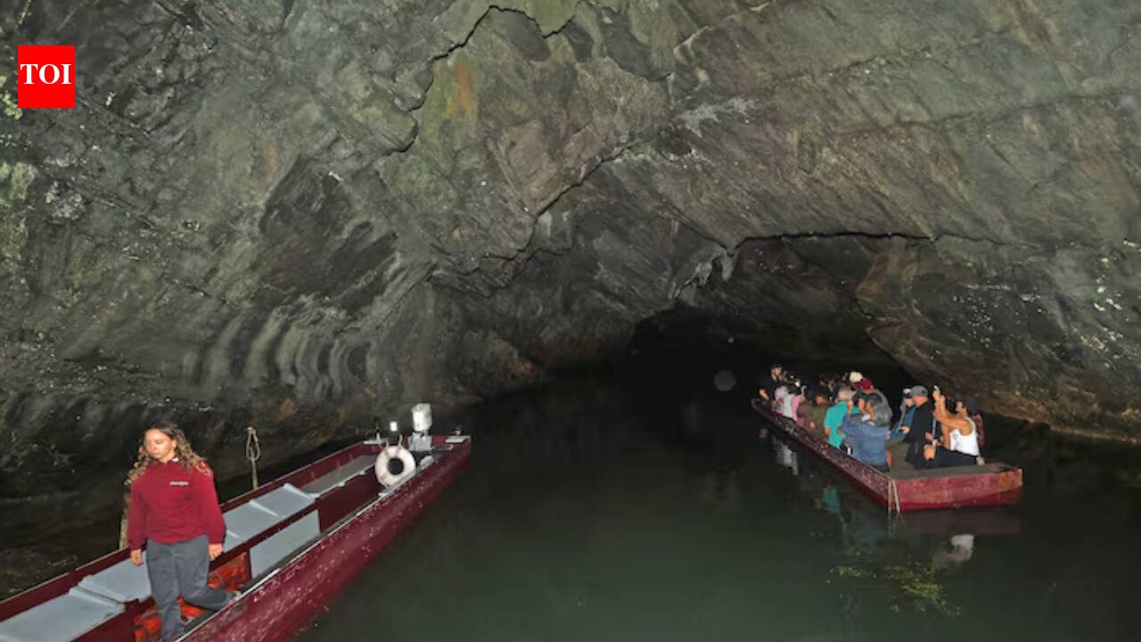 Penn’s Cave opened to visitors in 1885 and has been run by the same Pennsylvania family since 1908; after four generations, its owners want the 1,500-acre property to become a state park rather than be developed