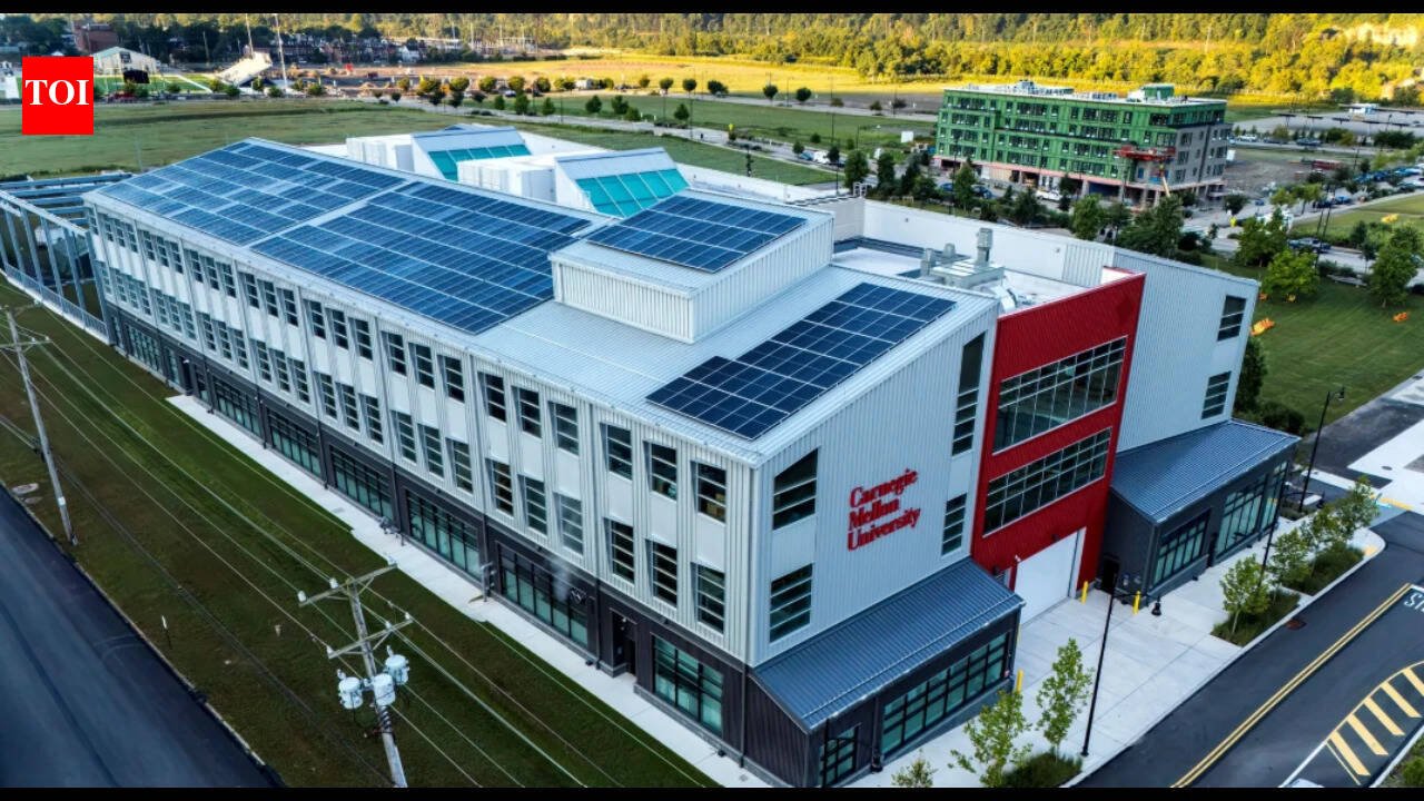 In 1998, Pittsburgh’s last operating steel mill closed, leaving 178 riverfront acres vacant; 28 years later, 700,000 sq ft has been built or is underway for robotics, biotech, housing and parks