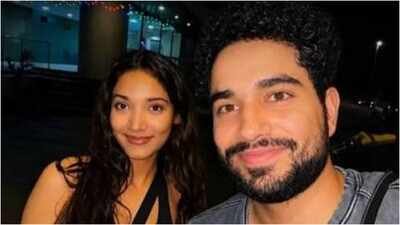 Medha Shankr spotted stepping out of rumoured boyfriend Samay Raina’s Rs 1.3 crore car, reacts to paps – Watch | Hindi Movie News