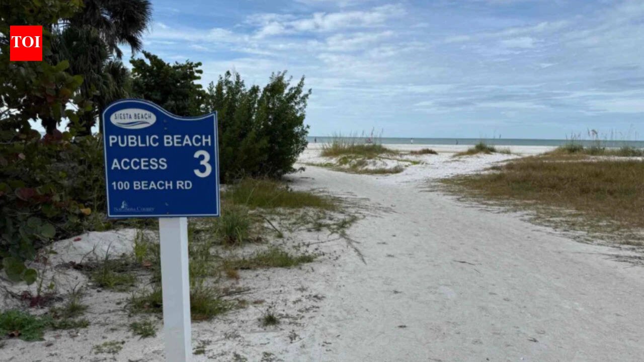 In 2016, a Florida businessman began buying four Siesta Key beach lots; a decade and multiple lawsuits later, a county land swap will make them public and let him build a 5,000-sq-ft home on another parcel