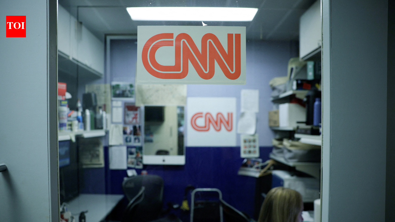 CNN, MS NOW, Politico seek emergency hearing after White House denies access despite court order | World News
