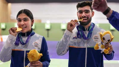Who is Suruchi Singh? 19-year-old with 5 World Cup golds in one season goes from 26th in 10m air pistol individuals to Asian Games gold in mixed | Asian Games 2026 News