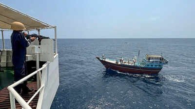 526 kg drugs worth Rs 3,000 crore seized from Iranian boat with Pakistani crew | India News