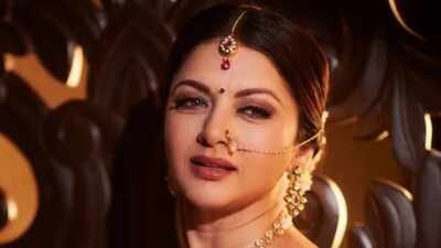 Bhagyashree’s Ganesh Chaturthi aarti sparks succession row in Patwardhan family; father declares adopted son Adityaraje sole heir |