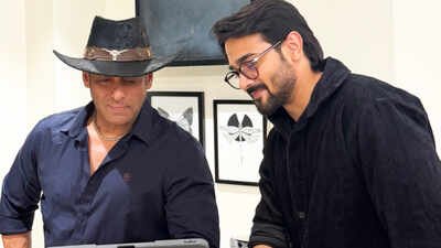 Bhuvan Bam visits Salman Khan at his house, drops PICS as the superstar watches his new show ‘The Revolutionaries’, netizens react |
