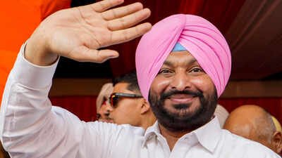 Ravneet Singh Bittu: Ex Union minister Ravneet Singh Bittu’s convoy attacked in Punjab | India News